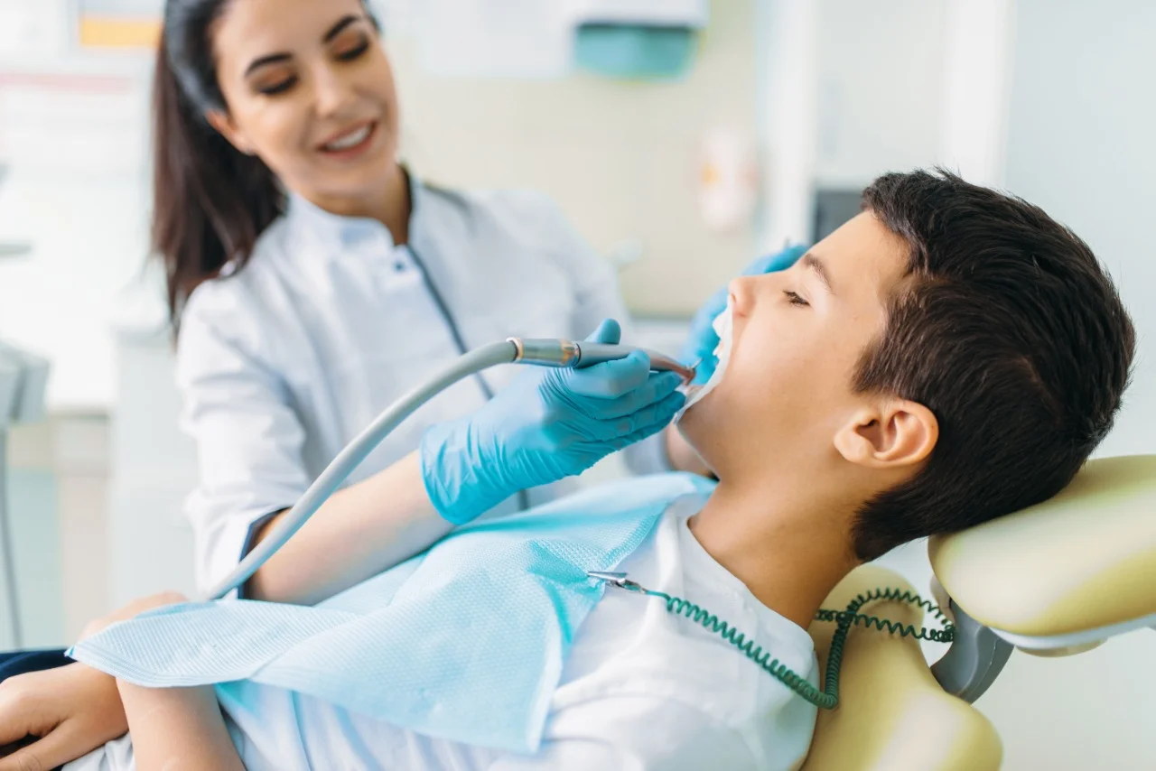 5 Reasons for regular checks at a good dental clinic